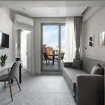 The Skysphere, Nilie Hospitality Mgmt * Soluň