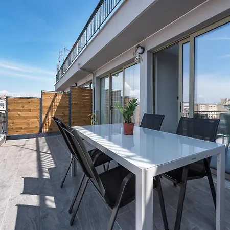 The Skysphere, Nilie Hospitality Mgmt *