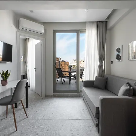 The Skysphere, Nilie Hospitality Mgmt * סלוניקי