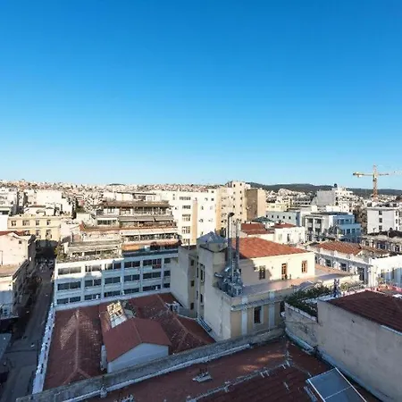 The Skysphere, Nilie Hospitality Mgmt דירה