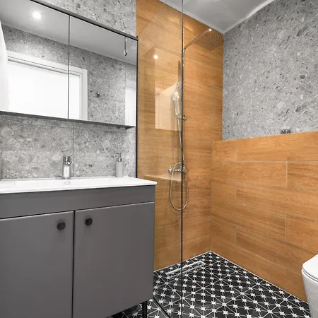 The Skysphere, Nilie Hospitality Mgmt *